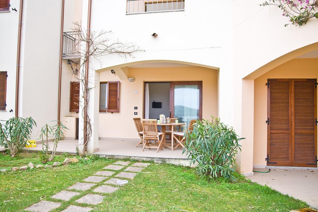 I Mirti Di Porto Pozzo Exterior foto